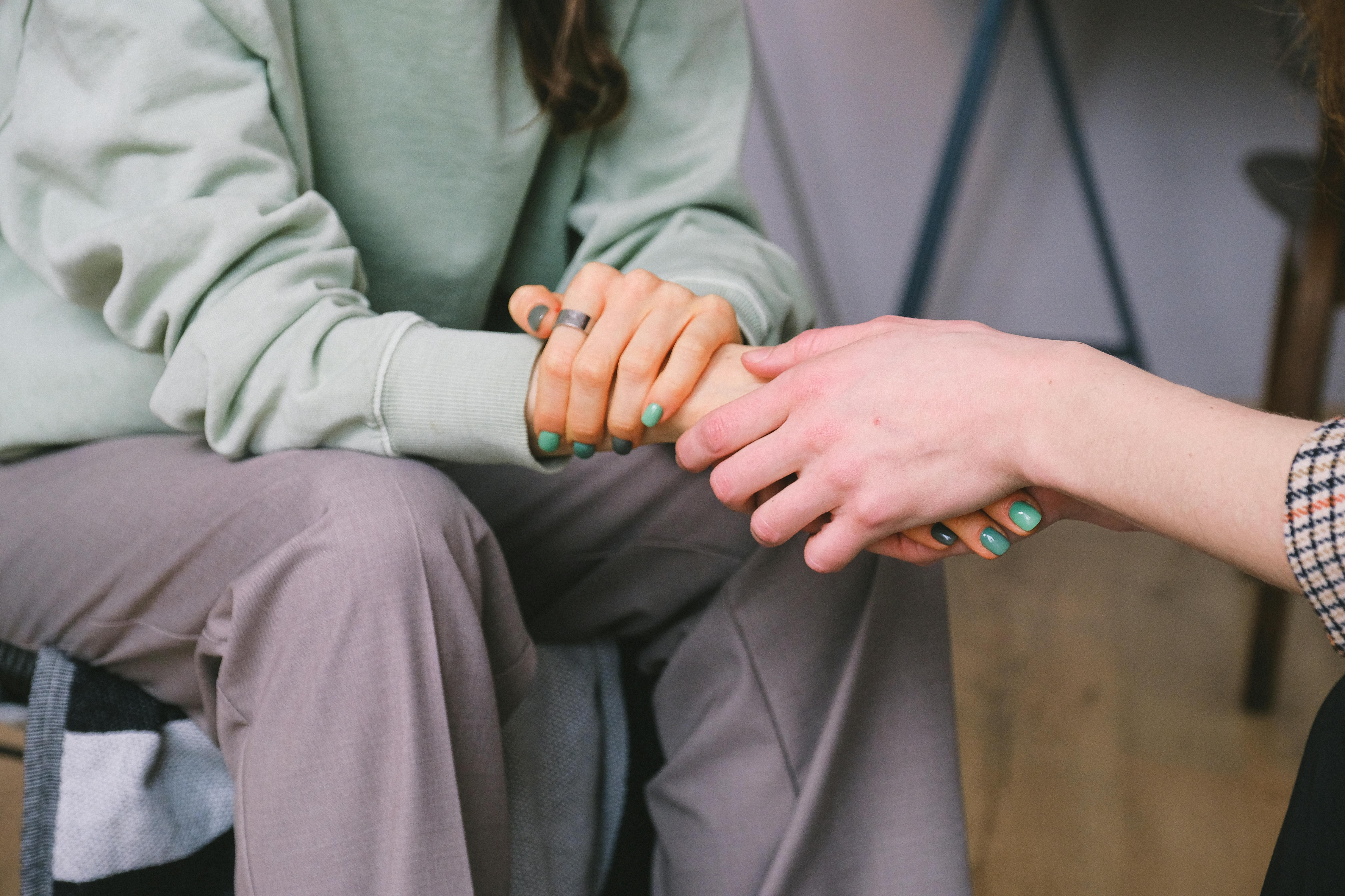 Hope Hub expert offering calm emotional support during a private session